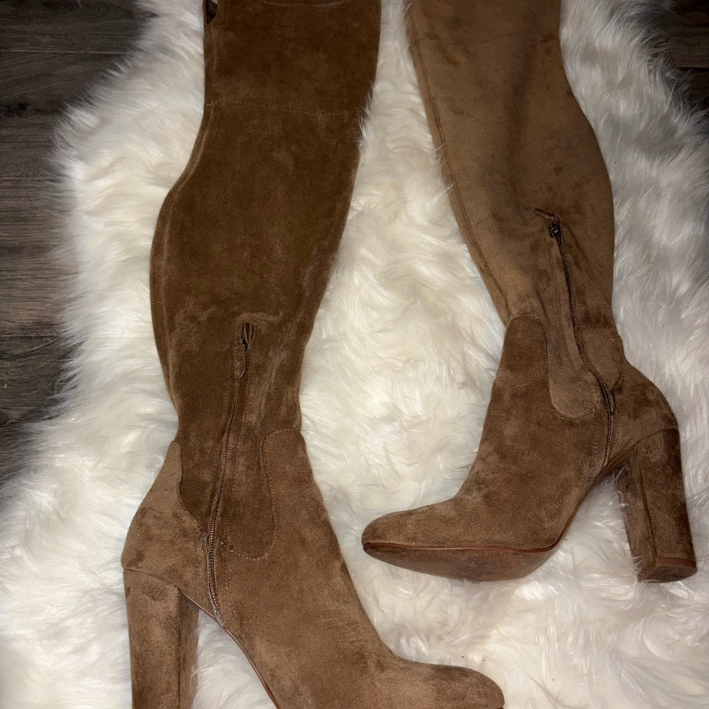 Dolce Vita knee-high heeled boots🤎👢